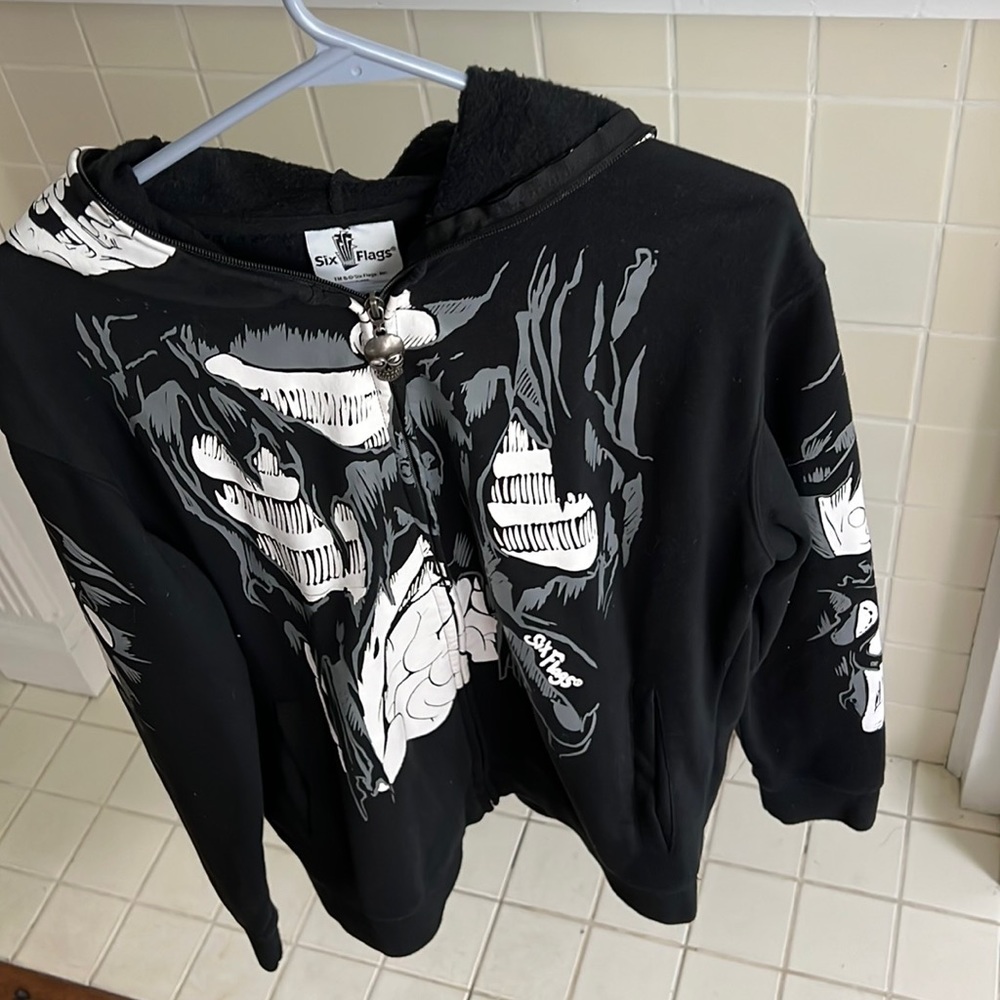 Six flags hoodie
